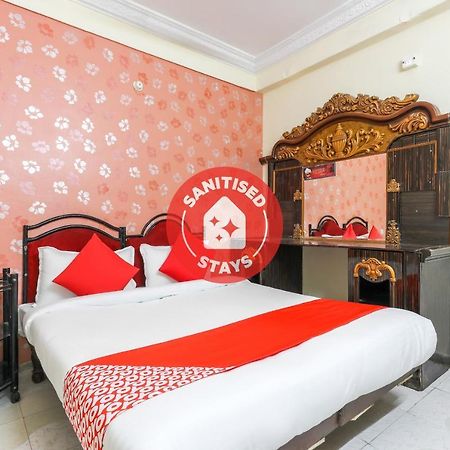 Hotel Oyo 62194 Pleasure Palace Indaur Exteriér fotografie