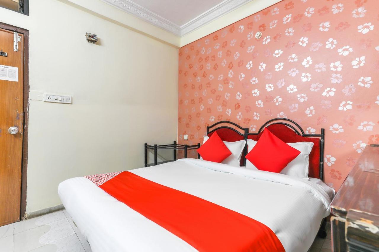Hotel Oyo 62194 Pleasure Palace Indaur Exteriér fotografie